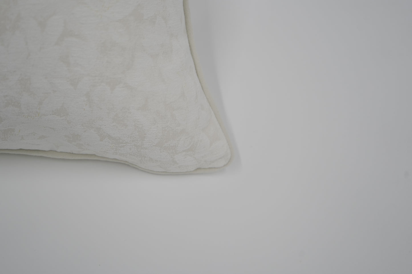 Soft Sofa Cushions: Plush, Washable, Decorative for Living Room/Bedroom,JNY24141 CREAM